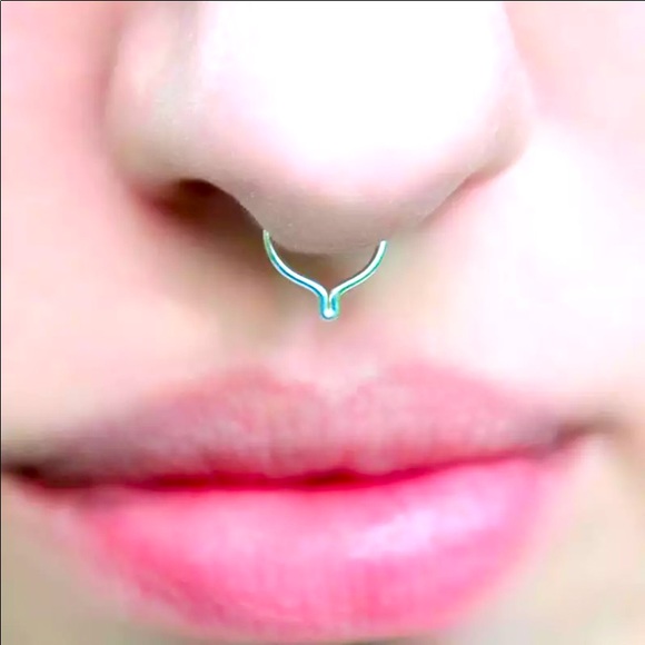 Edgy Non Pierced Clip On Fake Septum Ring Hoop - Picture 2 of 7